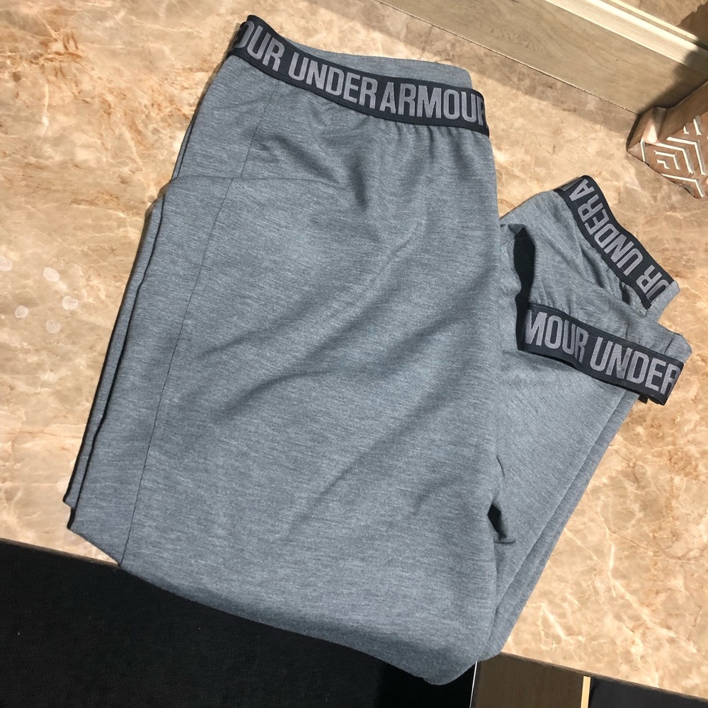 Under armour women loose pants